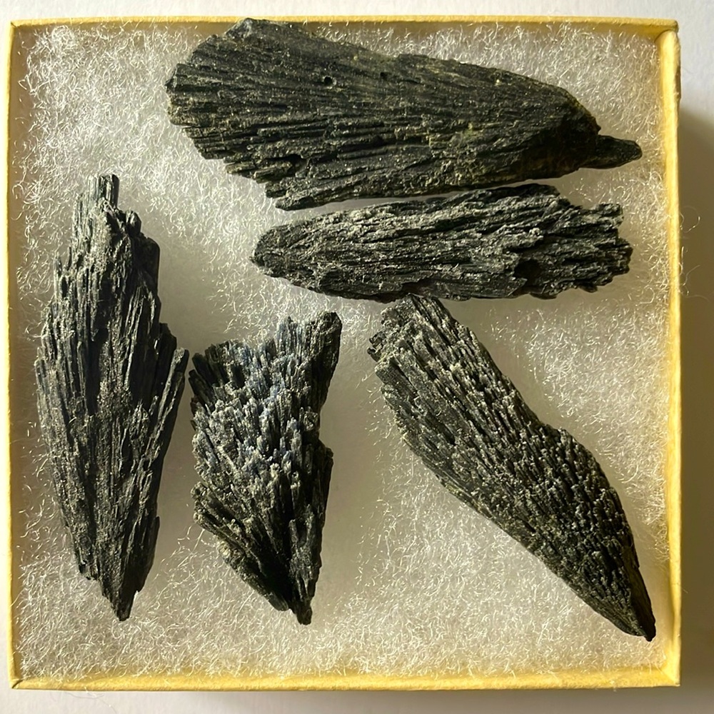 Black Kyanite Stones bundle